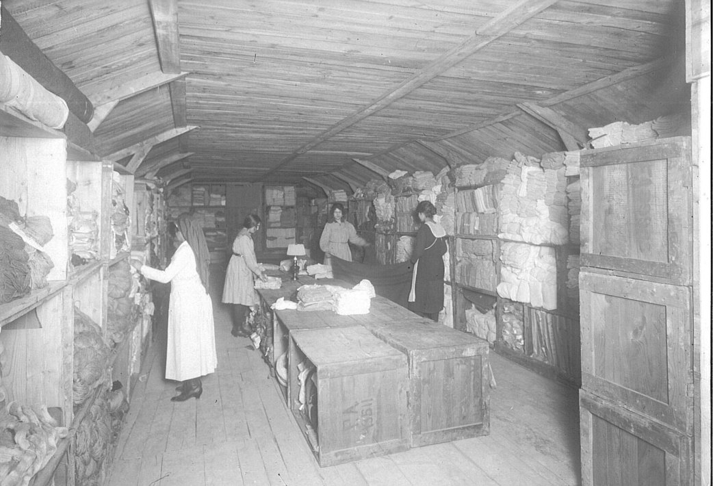 Ouvroir de American memorial Workrooms situé sur les Promenades, 1919-1920