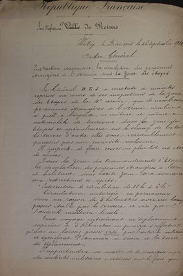 Instruction militaire concernant la circulation des personnes étrangères à l’Armée dans la zone des étapes, 8 octobre 1914 