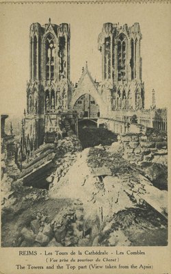 Carte postale, « Reims. Les tours de la cathédrale, les combles, vue prise du pourtour du chevet » 