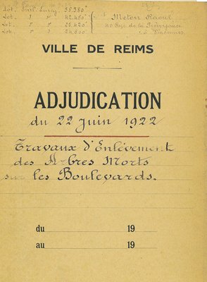 Pages de couverture de différents dossiers d’adjudication, 1922 