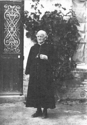 César Manteau, curé de Le Thour 