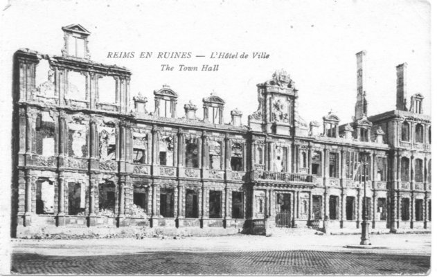 Carte postale, « L’hôtel de ville » 