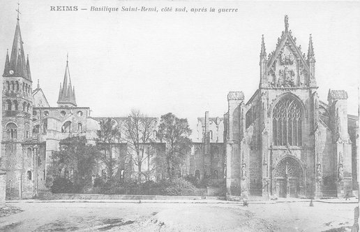Carte postale, « Reims. Basilique Saint-Rémi, côté sud, après la guerre » 