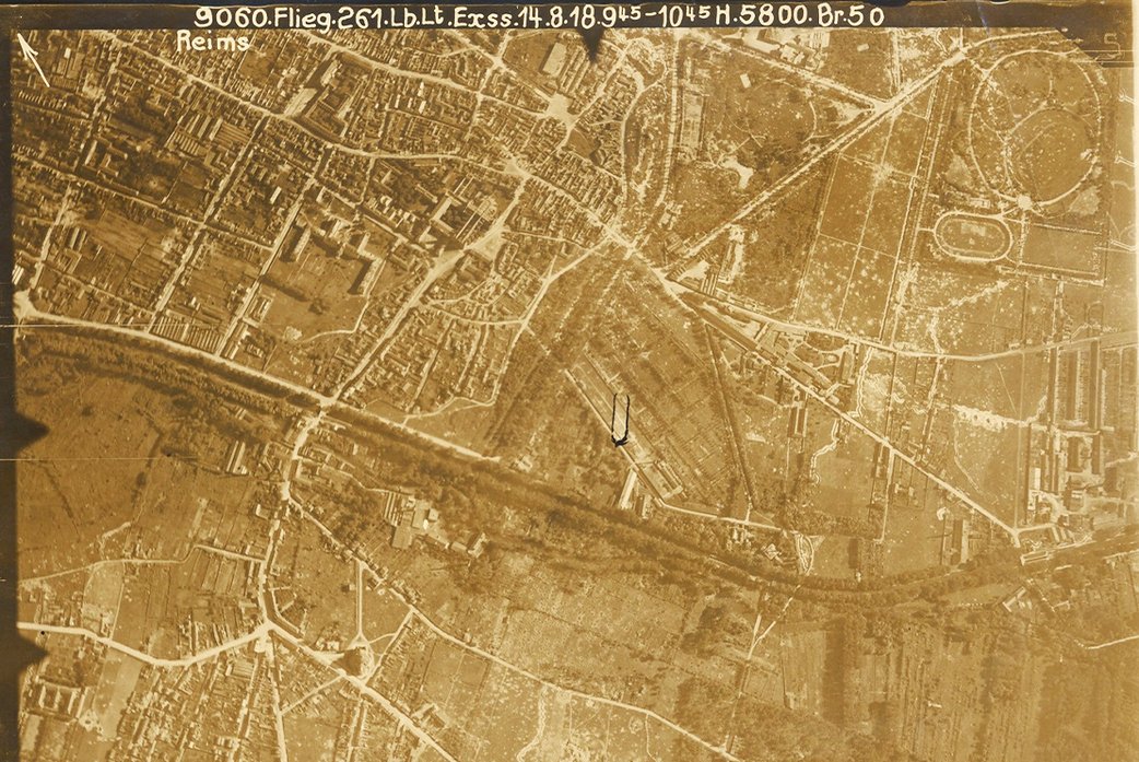 Vue aérienne du quartier de Fléchambault le 14 août 1918
