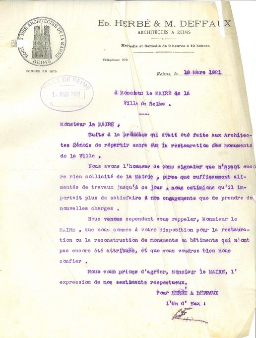 Courrier du cabinet d’architectes Herbé et Deffaux relatif à leur disponibilité pour la reconstruction des bâtiments communaux, 14 mars 1921 