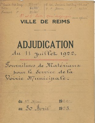 Pages de couverture de différents dossiers d’adjudication, 1922 