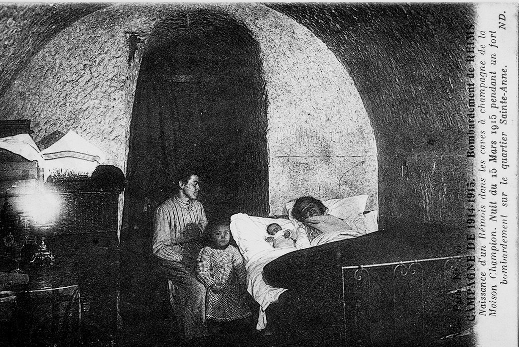 Naissance dans les caves de la maison Champion, 15 mars 1915