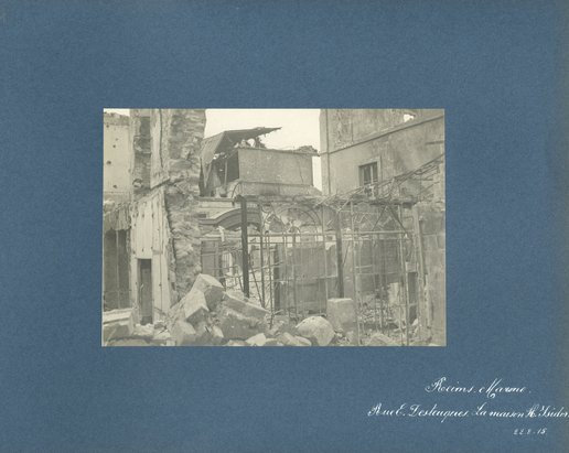 Rue Eugène Desteuque, la maison H. Isidore, 22 août 1915 