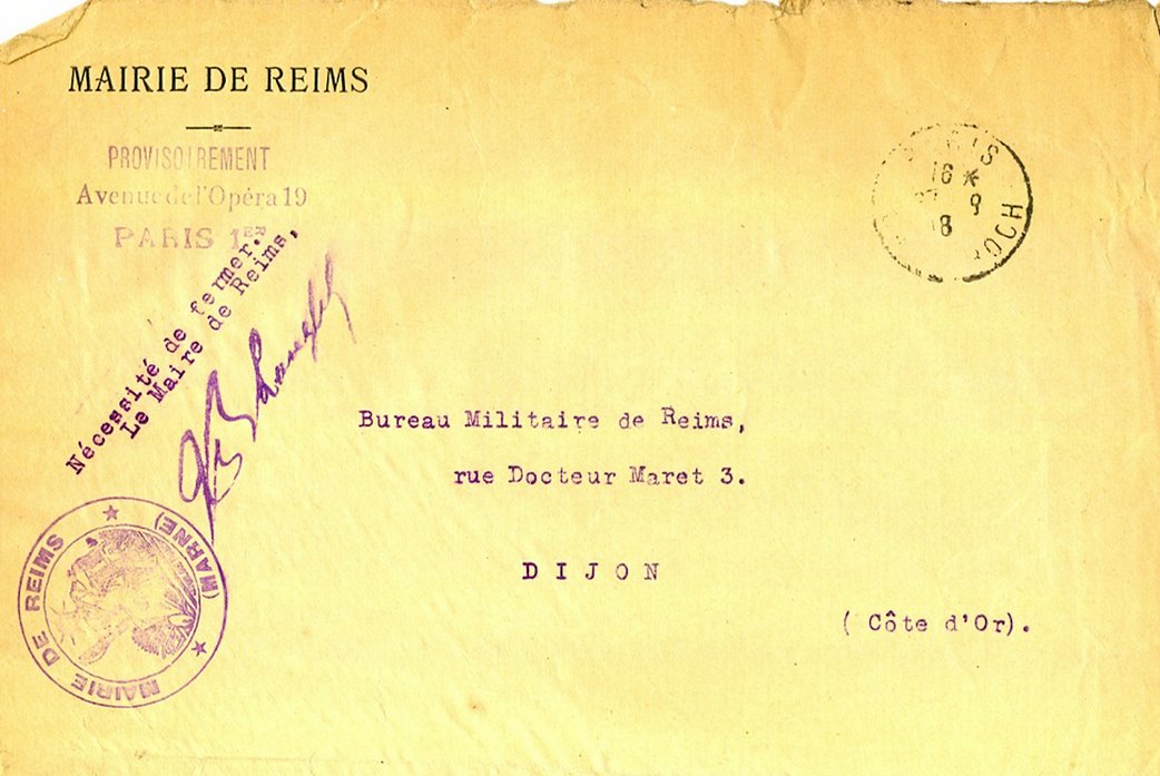 Destinataire de l'enveloppe envoyée de Paris : bureau militaire de la ville de Reims à Dijon